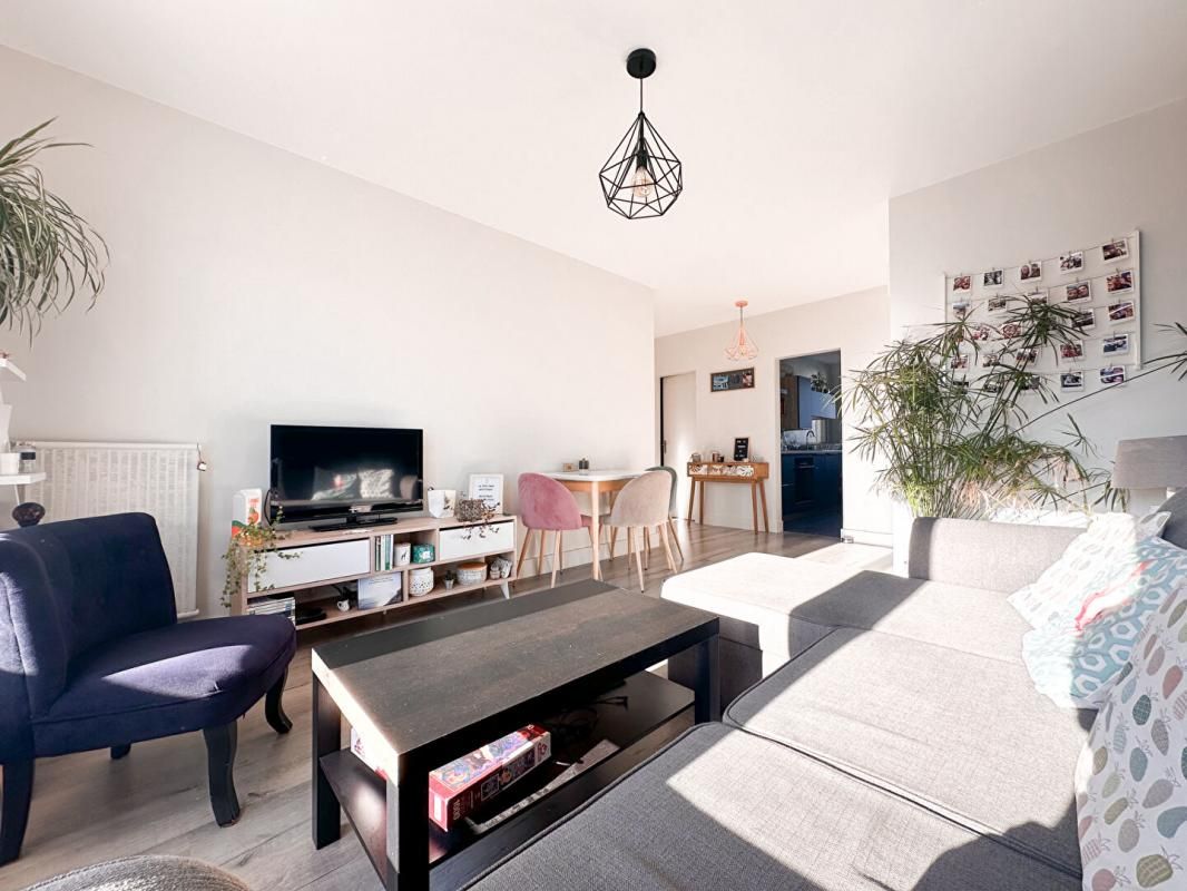 APPARTEMENT TYPE 2 SAINT SEBASTIEN