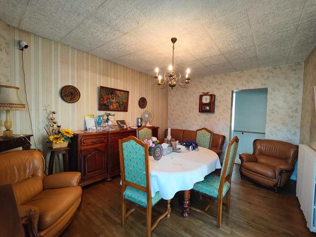 COULOUNIEIX-CHAMIERS Maison  4 pièces 99 m2 3