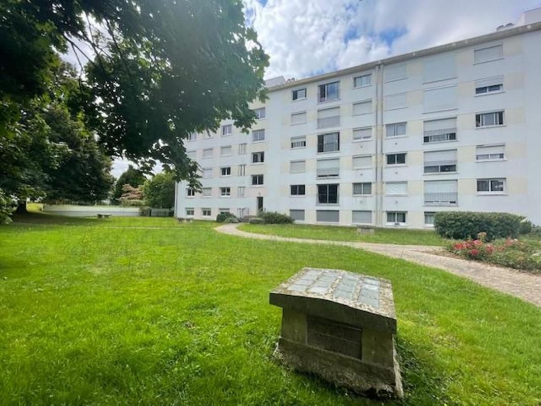 Appartement Orvault ( La Ferrière ) 2 pièce(s) 47.16 m2