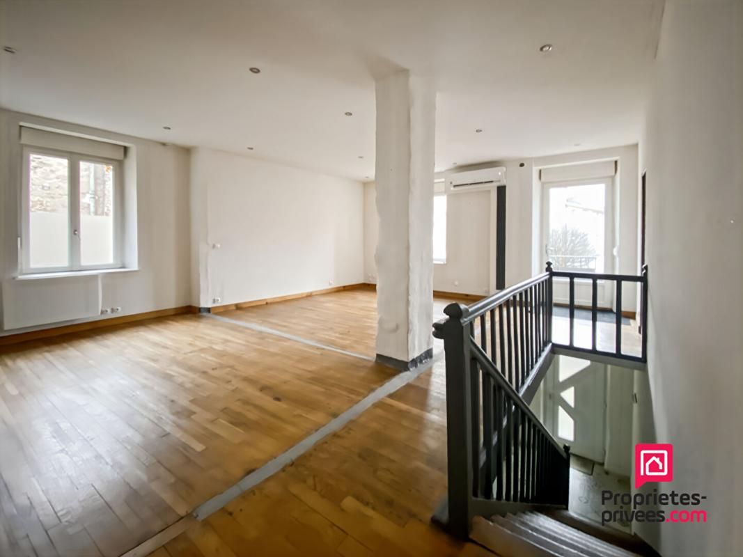 AVALLON Maison Rénovée au Coeur d'Avallon Confort, Espace et Commodités 4