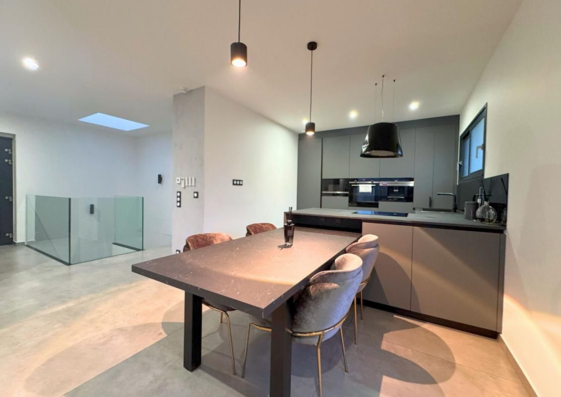 THONON-LES-BAINS Exclusivité THONON Ouest Villa T5 150 m2 garage stationnements (74200) 4