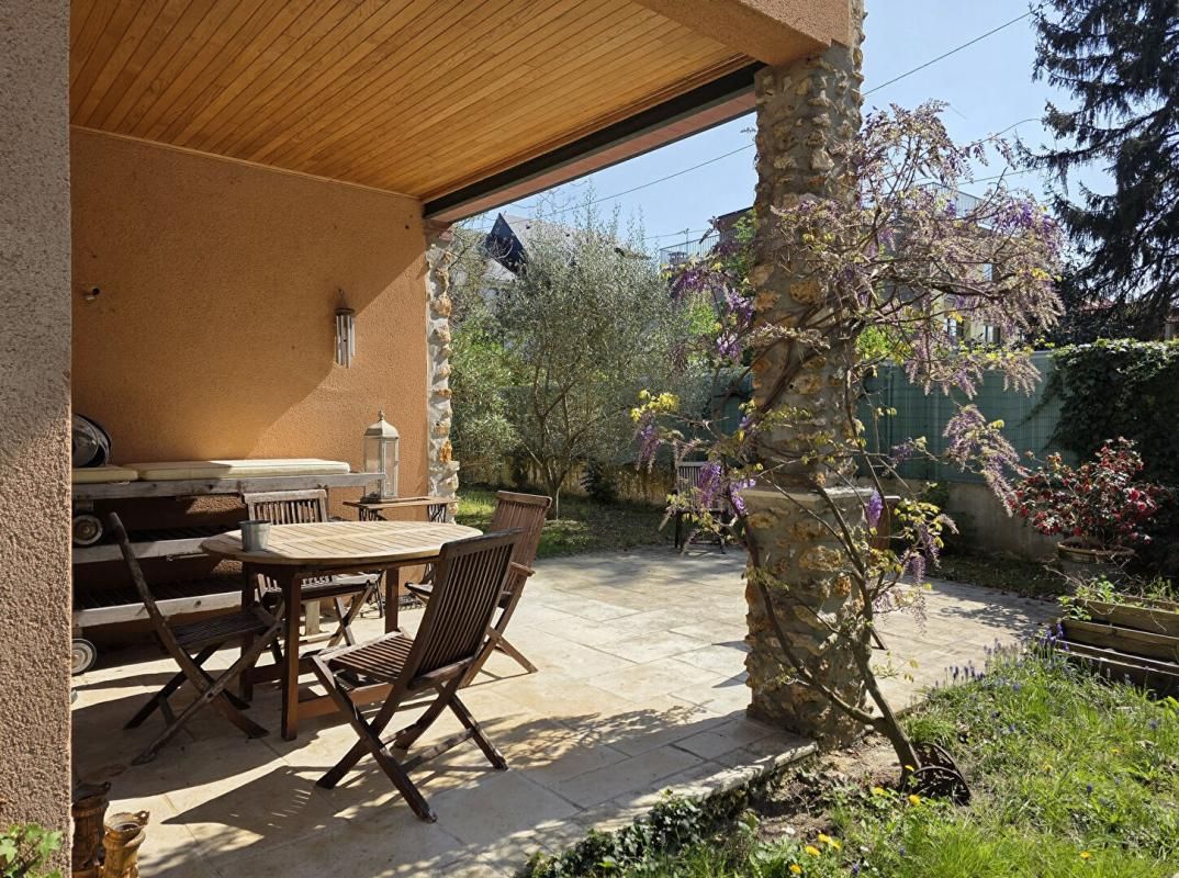 Maison familiale atypique et charmante
