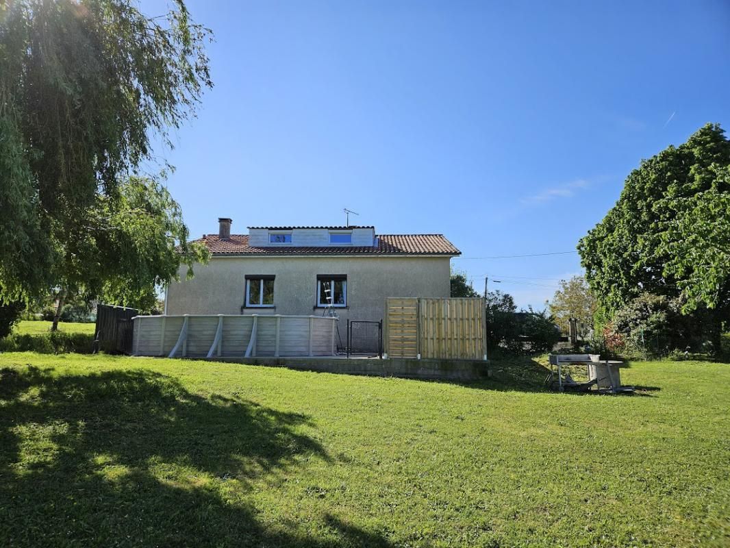 LAPLUME LAPLUME : MAISON 149 m² - 7 PIECES 5 CHAMBRES - GARAGE - JARDIN 2