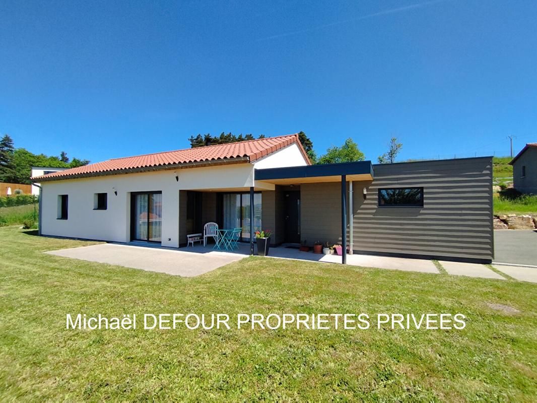 LES VILLETTES Maison Les Villettes 4 pièce(s) 87 m2 1