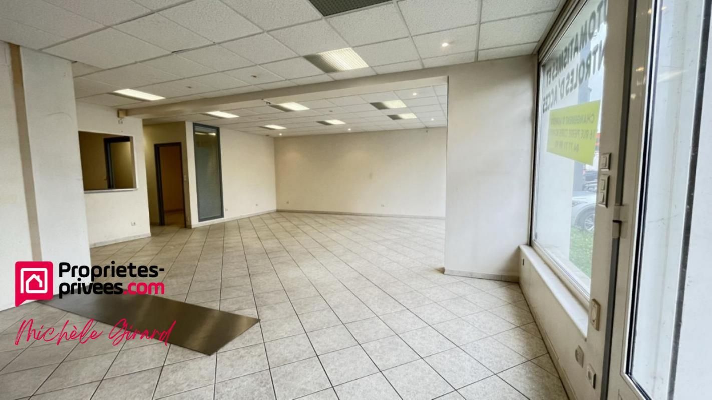 ROANNE 42300 ROANNE - MURS, LOCAL COMMERCIAL 710 m² 2