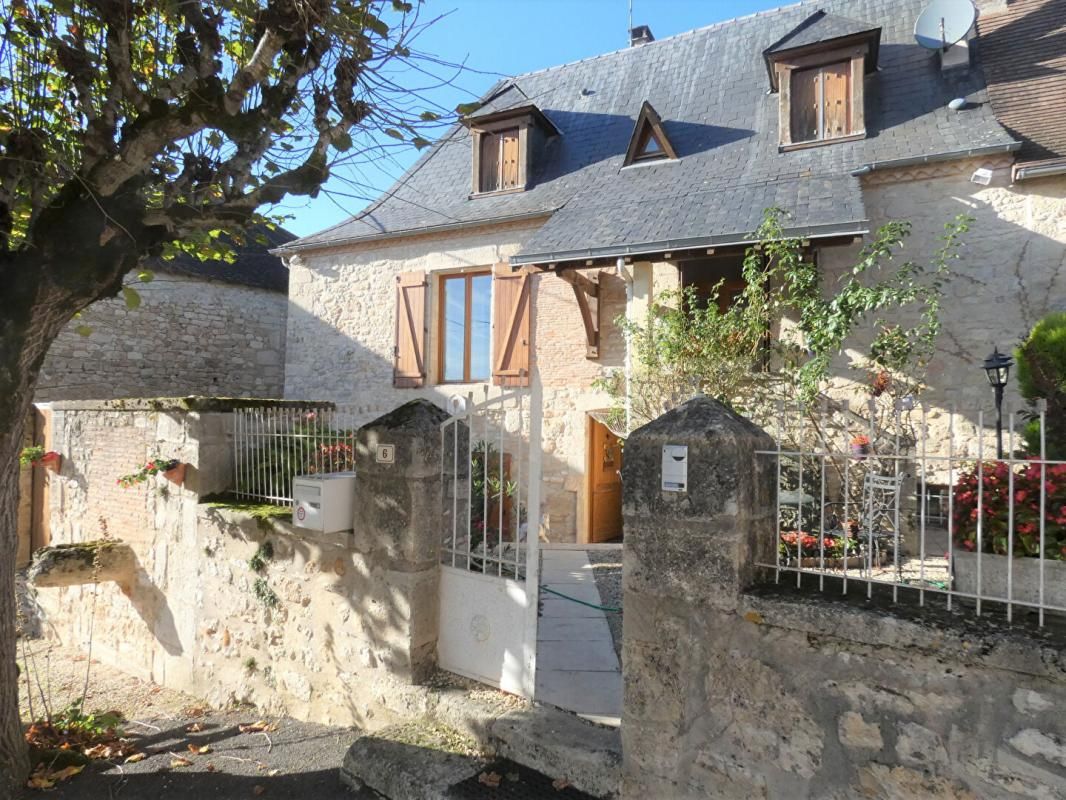CHERVEIX-CUBAS Maison  134m² / 4 chambres / grange / jardin 2