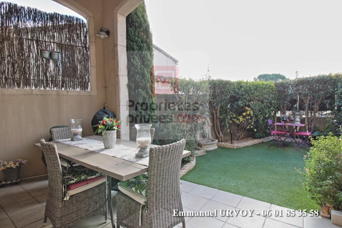 EYRAGUES EYRAGUES 13630 - Duplex 65 m² - 2 chambres - 2 salles de bain - terrasse - jardin - parking 3