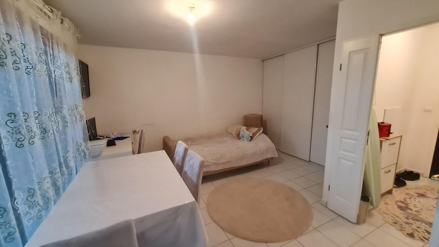 SAINT-OUEN-L'AUMONE Appartement 1 pièce(s) 28.60 m2 2