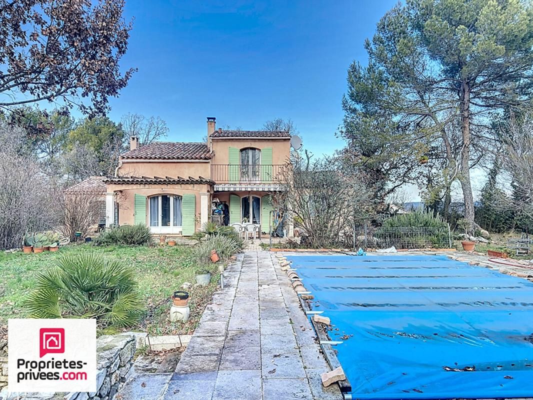 RIANS Rians Villa T5 avec piscine et garage sur 4500 m² de terrain plat 2