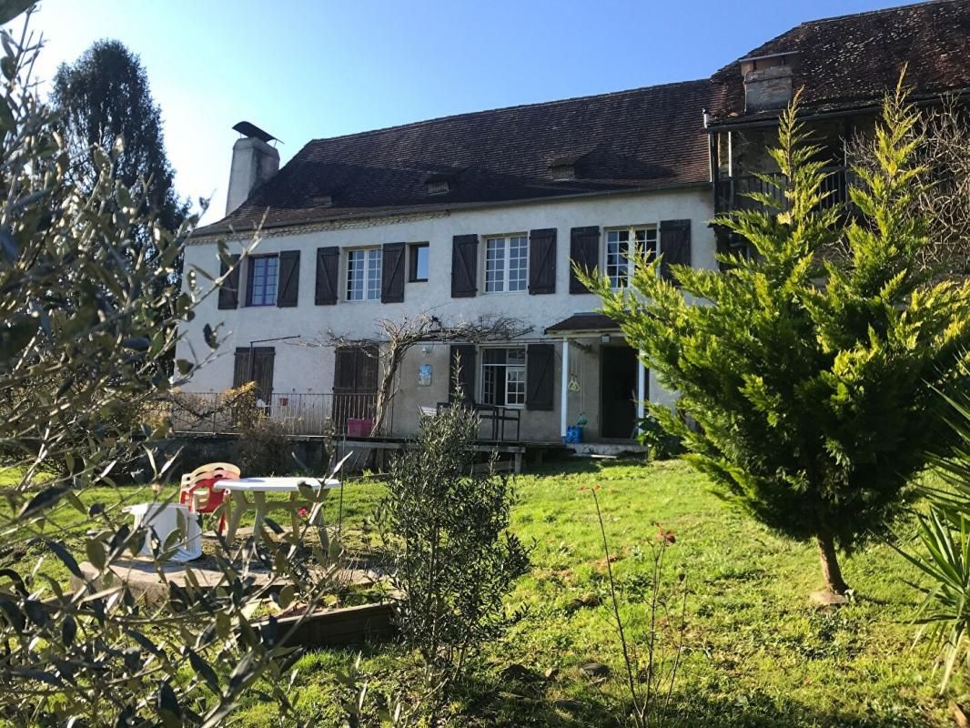 CASTETNAU-CAMBLONG Maison d'habitation 128 M² habitable sur 3849 M² de terrain avec 257 M² de dépendances 2