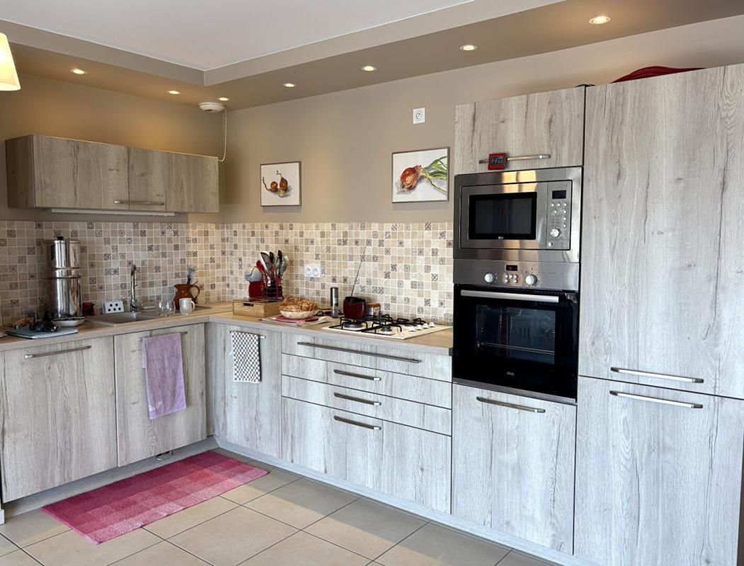 FEURS Appartement Feurs 4 pièce(s) 94 m2 2