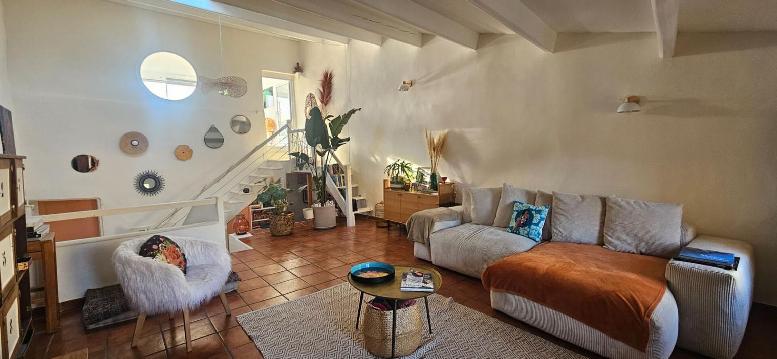 LE BEAUSSET APPARTEMENT -LE BEAUSSET CENTRE 2