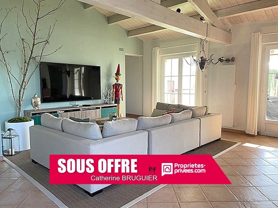 Elégante et raffinée Villa 176 m2, 5 chambres, piscine et jardin paysagé