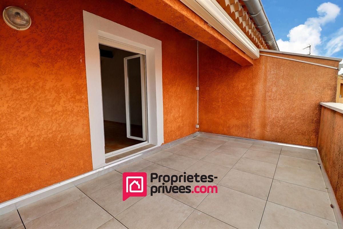 Uzes, Appartement T5