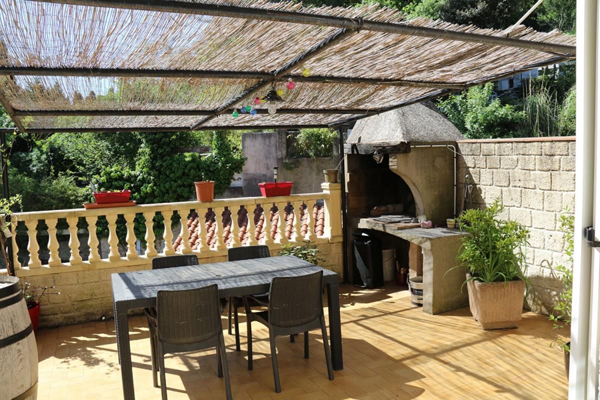Maison Cazouls Les Beziers 6 pièce(s) 220 m2, grand garage