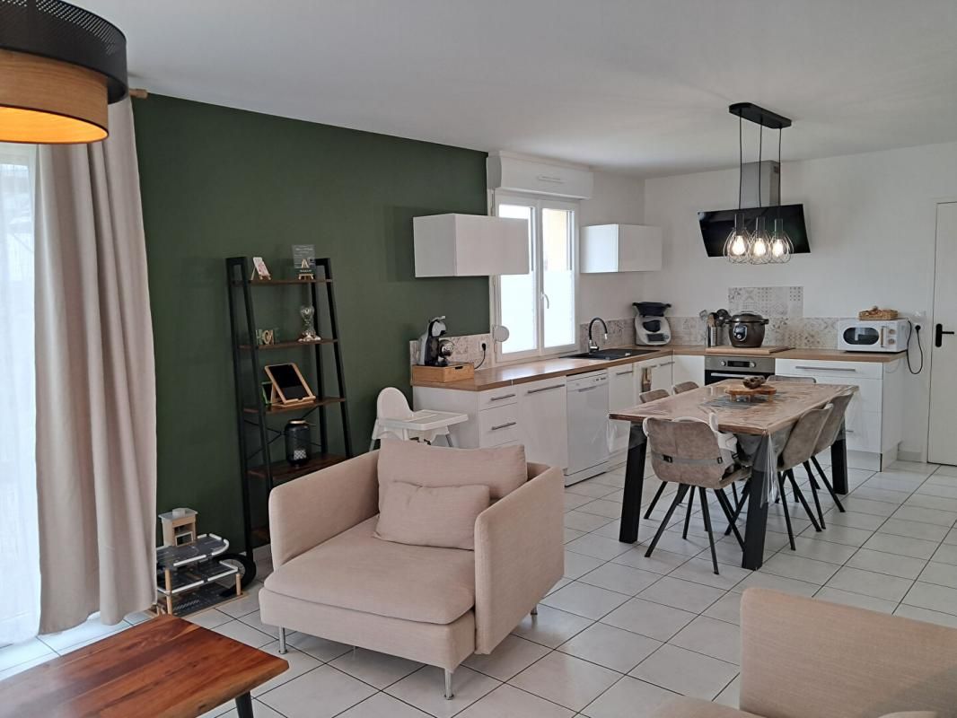 COMBOURG Maison  5 pièce(s) 88M² 4