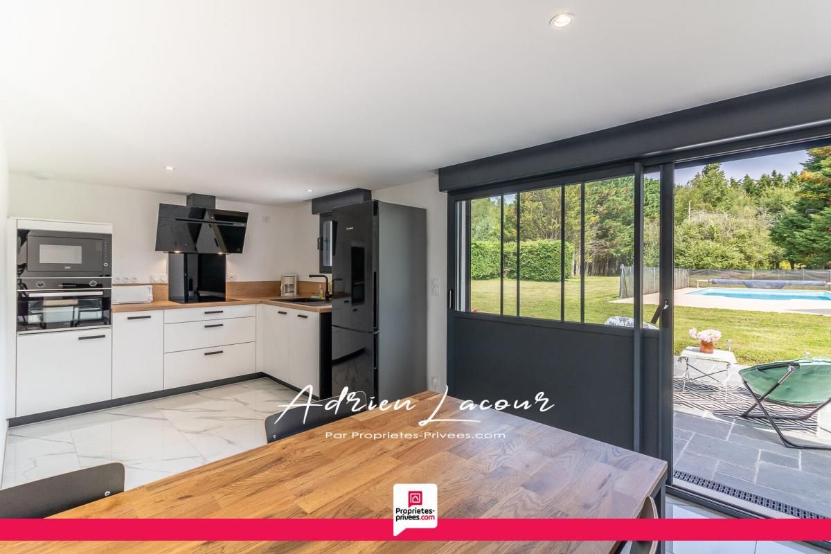 PRUNIERS-EN-SOLOGNE Maison Pruniers En Sologne 12 pièce(s) 205 m2 2
