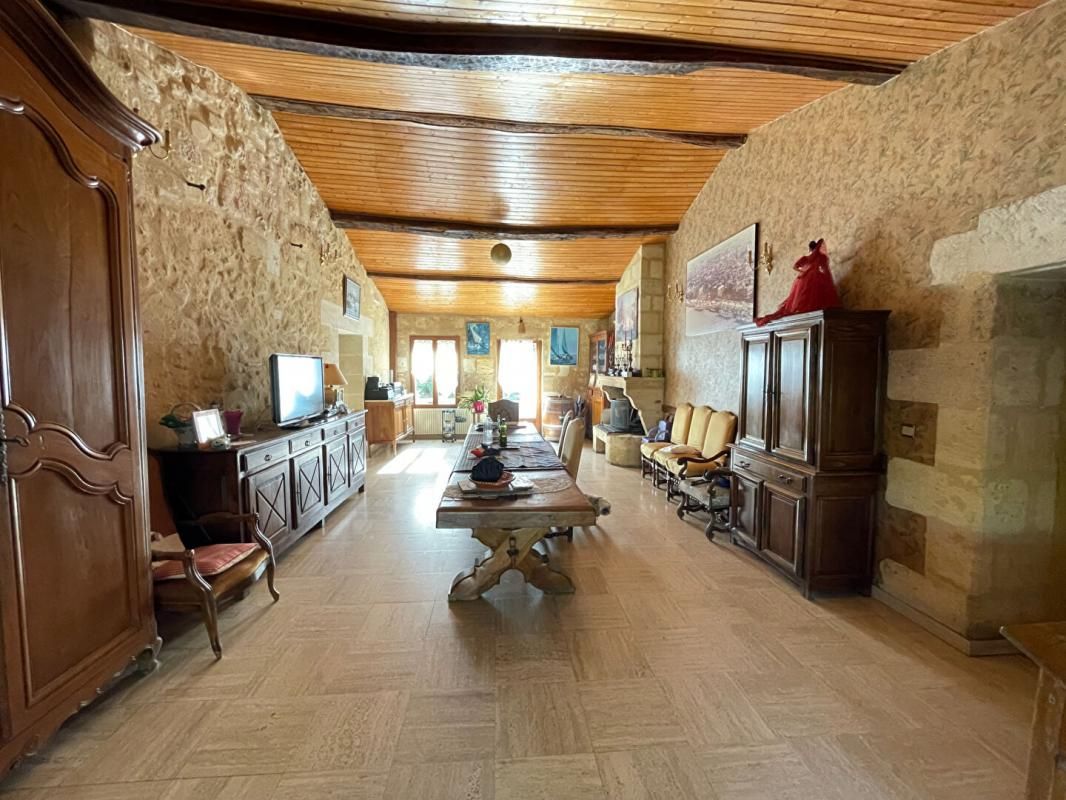 PESSAC Maison Pessac 1 pièce(s) 50 m2 4
