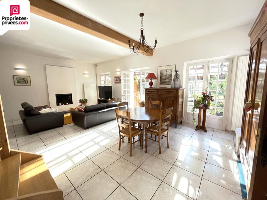 CHERISY Maison 180m2 4 chambres garage jardin 1997 m2-384 800 HAI 2