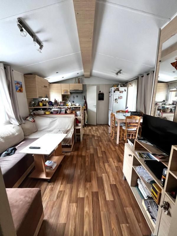 LE CASTELLET mobile home 3