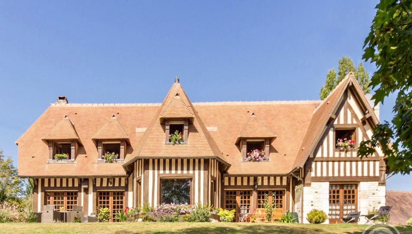 Maison Fauguernon 8 pièce(s) 190 m2
