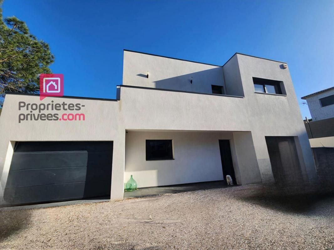 FREJUS Villa St AYGULF 6 pièces 165 m2- Piscine-Garage 3