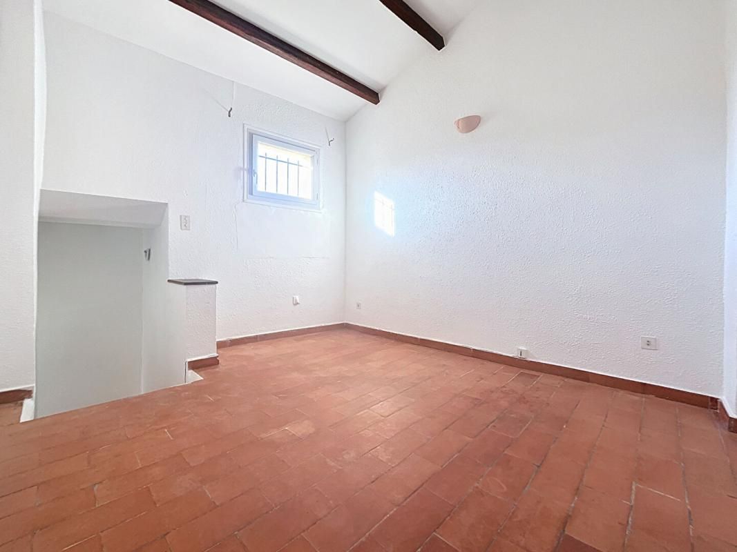 Appartement  T2 duplex 28 , 33 m2 Manosque