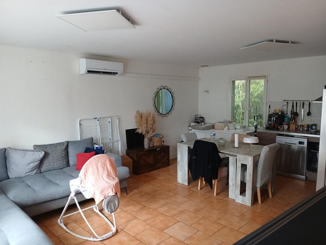 LE VAL Maison T7 de 158 m2 sur 1059m² de terrain - LE VAL 3