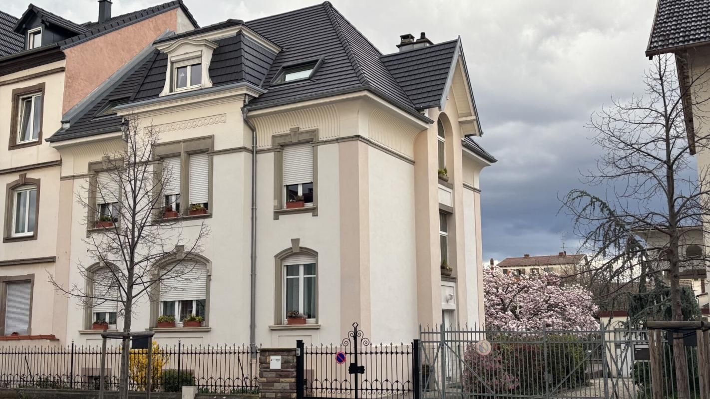 Maison Colmar 10 pièce(s) 250.75 m2