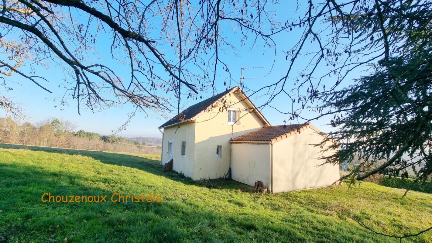 SERGEAC 24290 SERGEAC : Maison  sur 8000m² 4