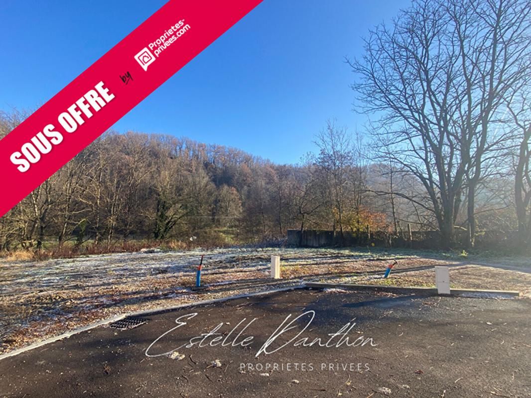 Terrain constructible à Nivolas-Vermelle