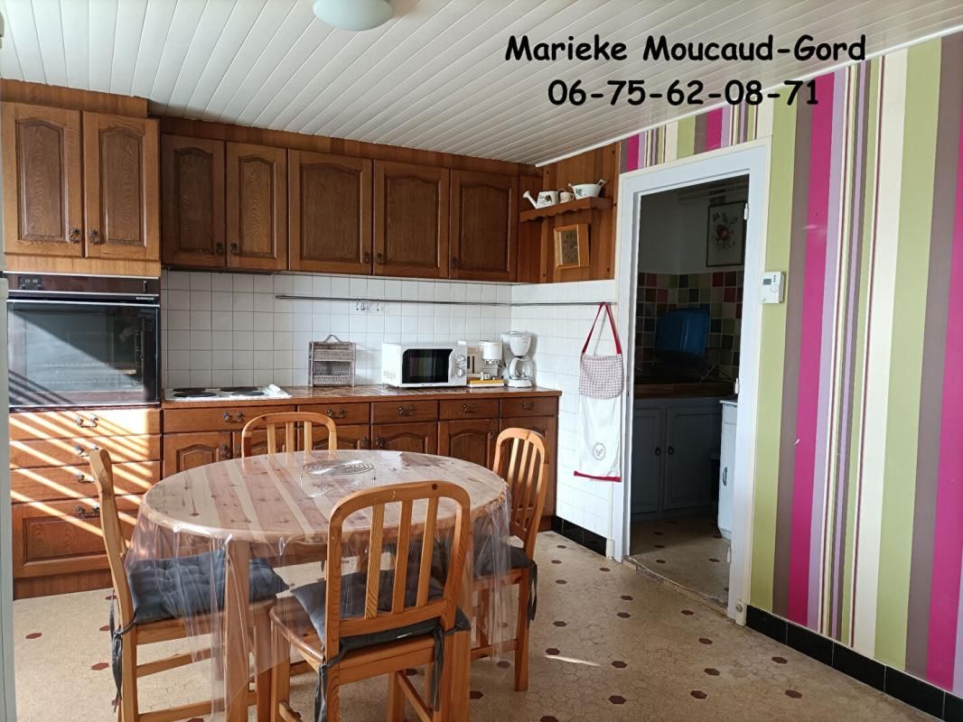 VALPRIVAS Belle petite maison à Valprivas 70 m² deux chambres et jardin 92 000 2