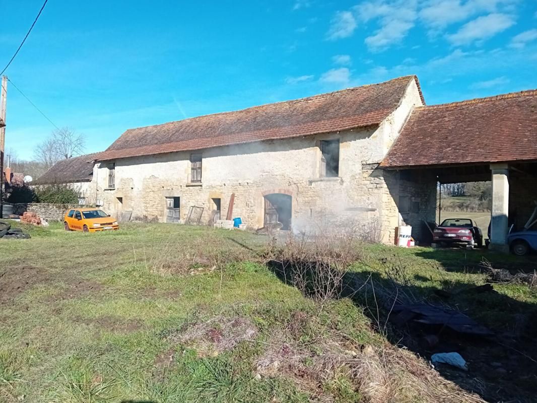 Grange 280M² viabilisée avec CU terrain 1800m²