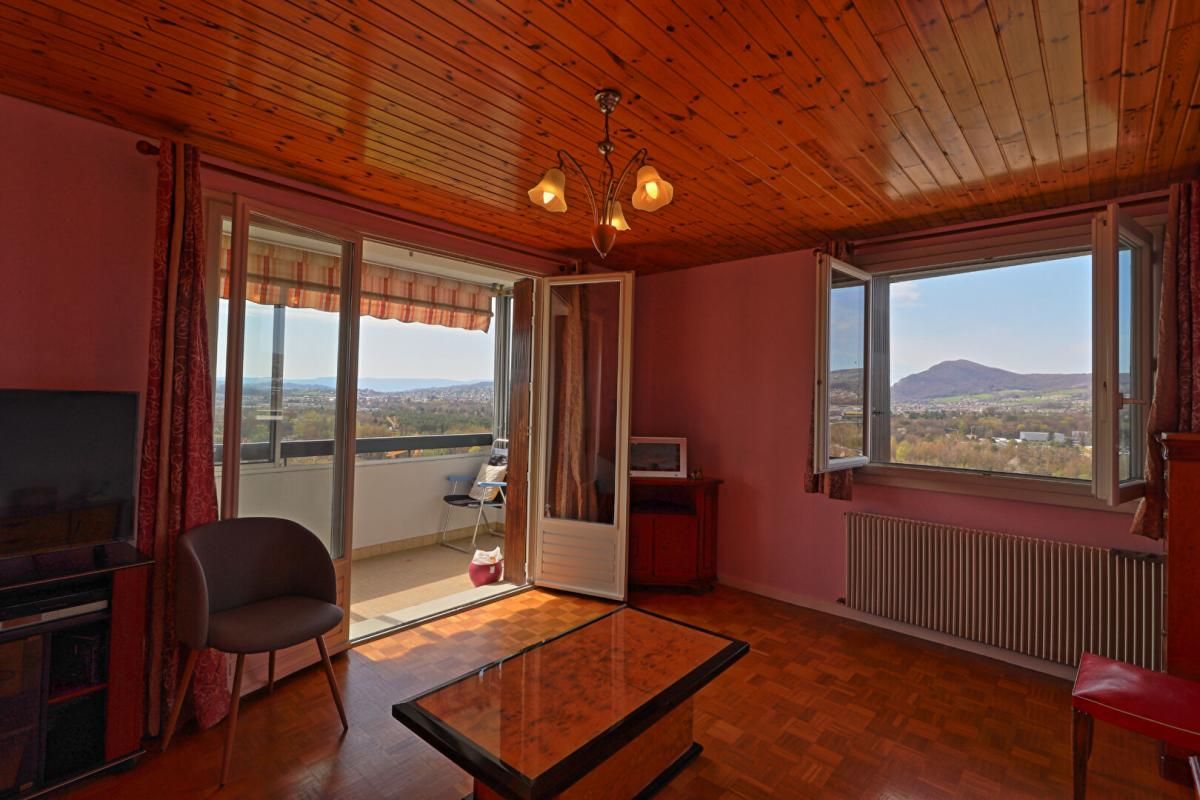 ANNECY Appartement 2 chambres, 85 m², 8ème et dernier étage avec garage et caves 3