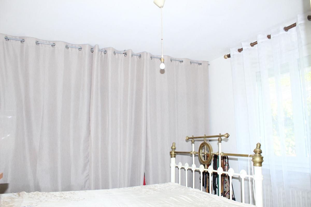 MOUSTOIR-REMUNGOL Exclusivité ! Morbihan 56500 MOUSTOIR-REMUNGOL. Longère de charme, 5/6 chambres, mezzanine, jardin de curé, terrain constructible, local avec accès indépendant 4