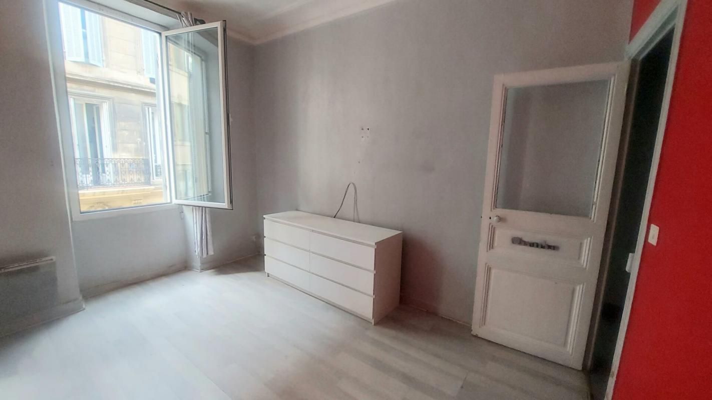 MARSEILLE-4E-ARRONDISSEMENT Appartement Marseille 3 pièce(s) 76 m2 4