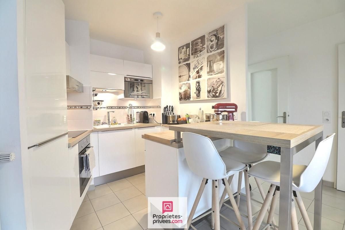 ERAGNY Appartement 2 pièce(s) 40.34 m2 3