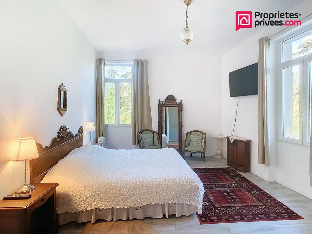 LE VIGAN Maison Le Vigan 7 pièce(s) 140 m2 2