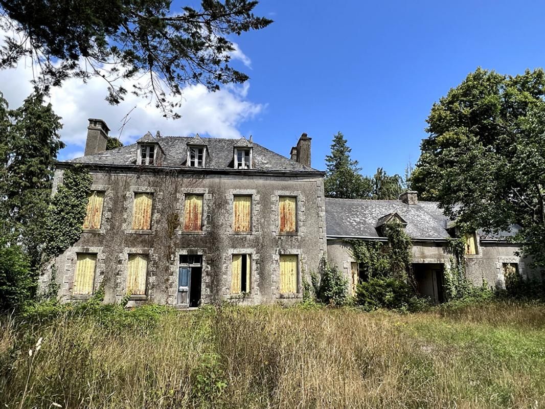 SERENT Maison 10 pièces - 6 chambres - 350 m2 1