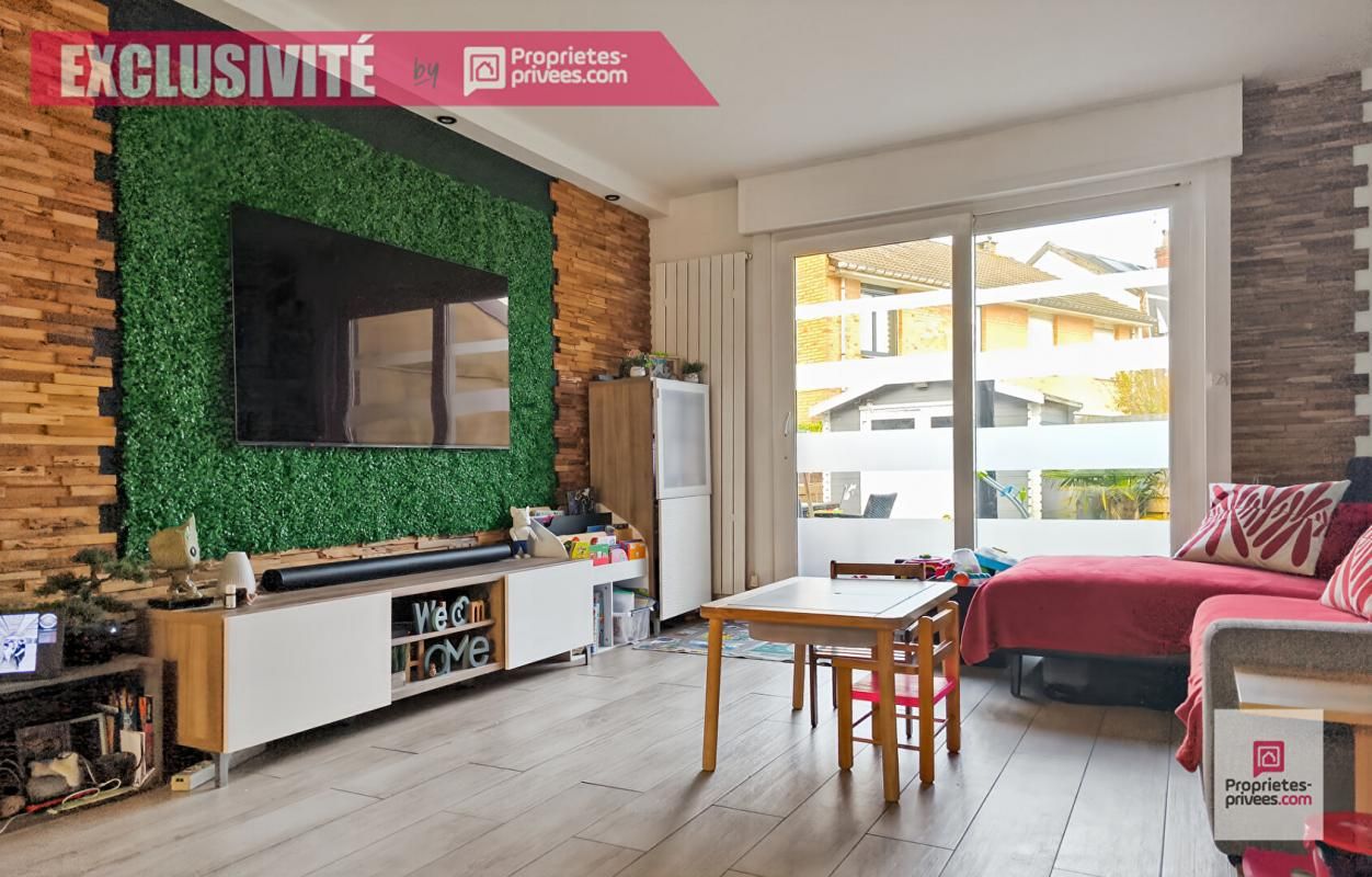 WATTRELOS Wattrelos Martinoire, jolie maison de 110 m2 habitables, avec 4 chambres, bureau, jardin, garage 2