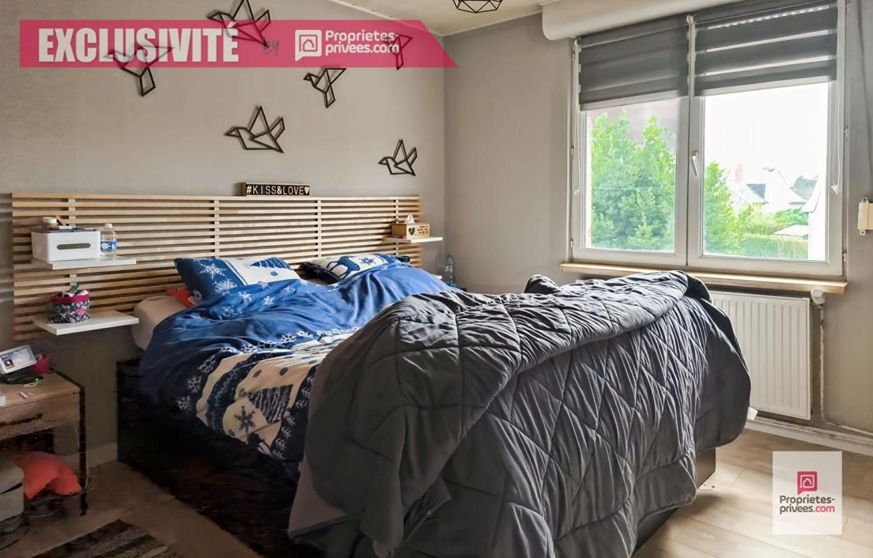 WATTRELOS Wattrelos Martinoire, jolie maison de 110 m2 habitables, avec 4 chambres, bureau, jardin, garage 3