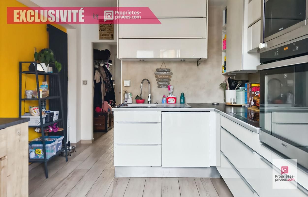 WATTRELOS Wattrelos Martinoire, jolie maison de 110 m2 habitables, avec 4 chambres, bureau, jardin, garage 4