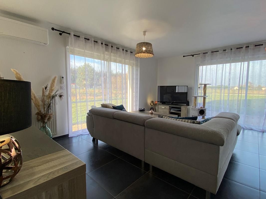 COUR-CHEVERNY Maison Cour Cheverny 4 pièce(s) 130m2 3