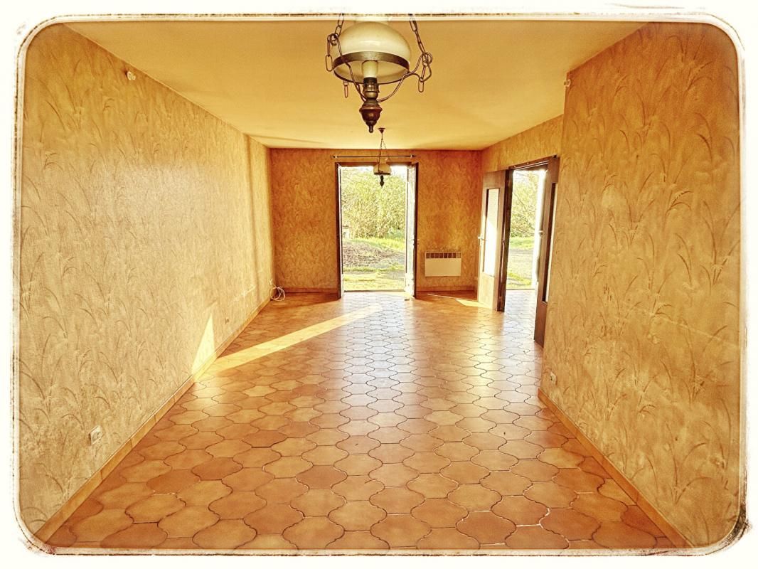 LAMOTHE-MONTRAVEL LAMOTHE-MONTRAVEL Maison 4 pièce(s) 3