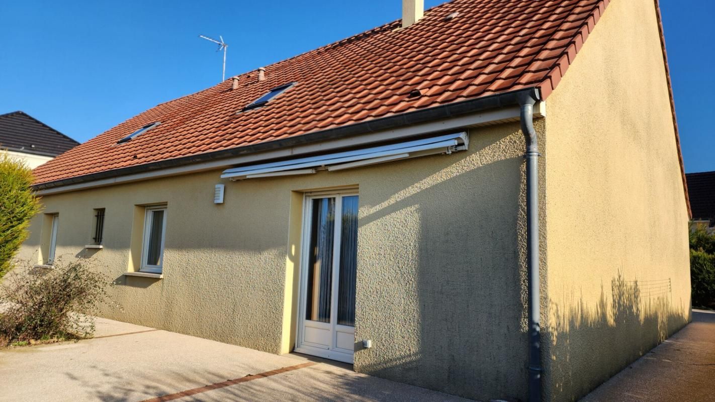 CHEVIGNY-SAINT-SAUVEUR CHEVIGNY ST SAUVEUR - Maison 163 m² 3