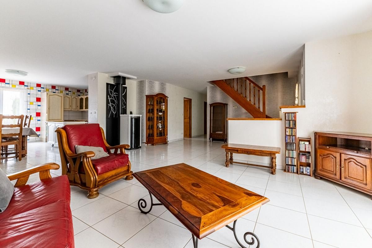 CHEVIGNY-SAINT-SAUVEUR CHEVIGNY ST SAUVEUR - Maison 163 m² 4
