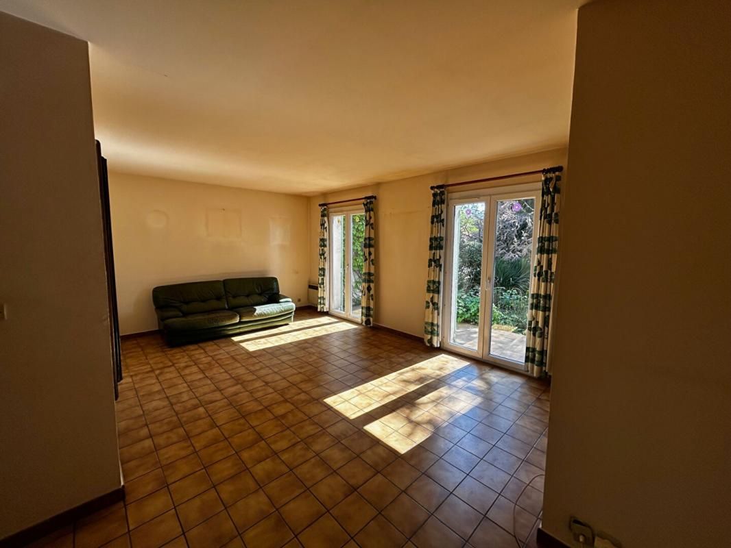 VENELLES VENELLES - VILLA 6 PIECES AVEC JARDIN DE 950 m2 4
