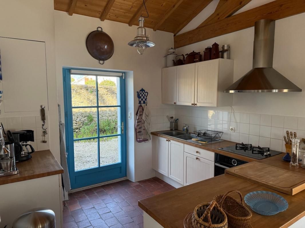 L'EPINE Charmante maison ancienne - centre ville L'EPINE - 142 m2 3