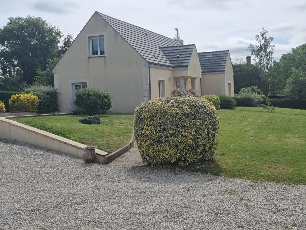 PAVILLON 3 chambres + SOUS SOL