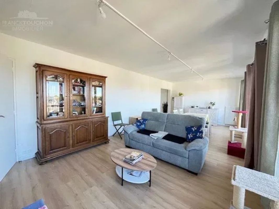 MONTARGIS Appartement 4 pièce(s) 109 m2 2